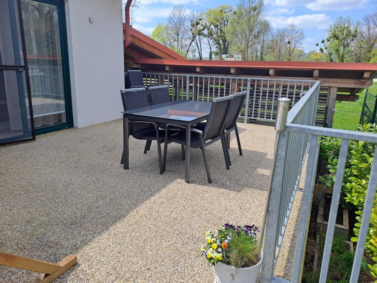 Apartmany U Zamecku Hlohovec Εξωτερικό φωτογραφία